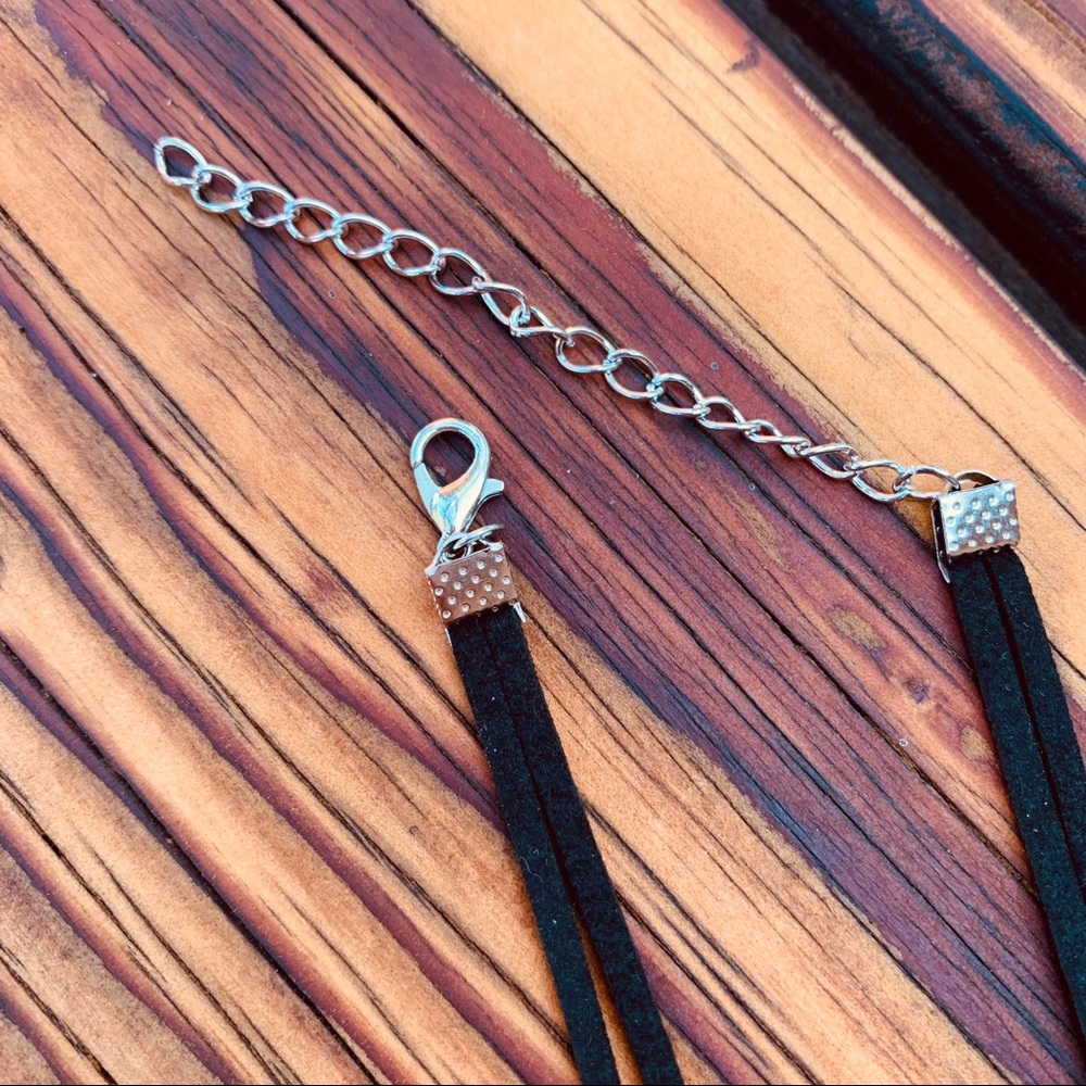 ♡ Crystal Choker - Picture 6 of 7
